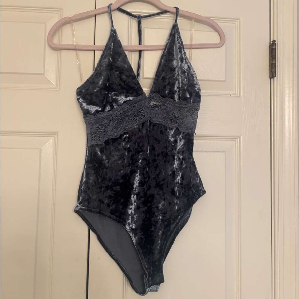 Timing Dark Blue Velvet Lace Bodysuit